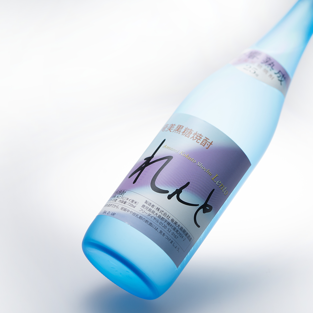 スライドショーれんと 黒糖焼酎 (720ml)の画像を開く