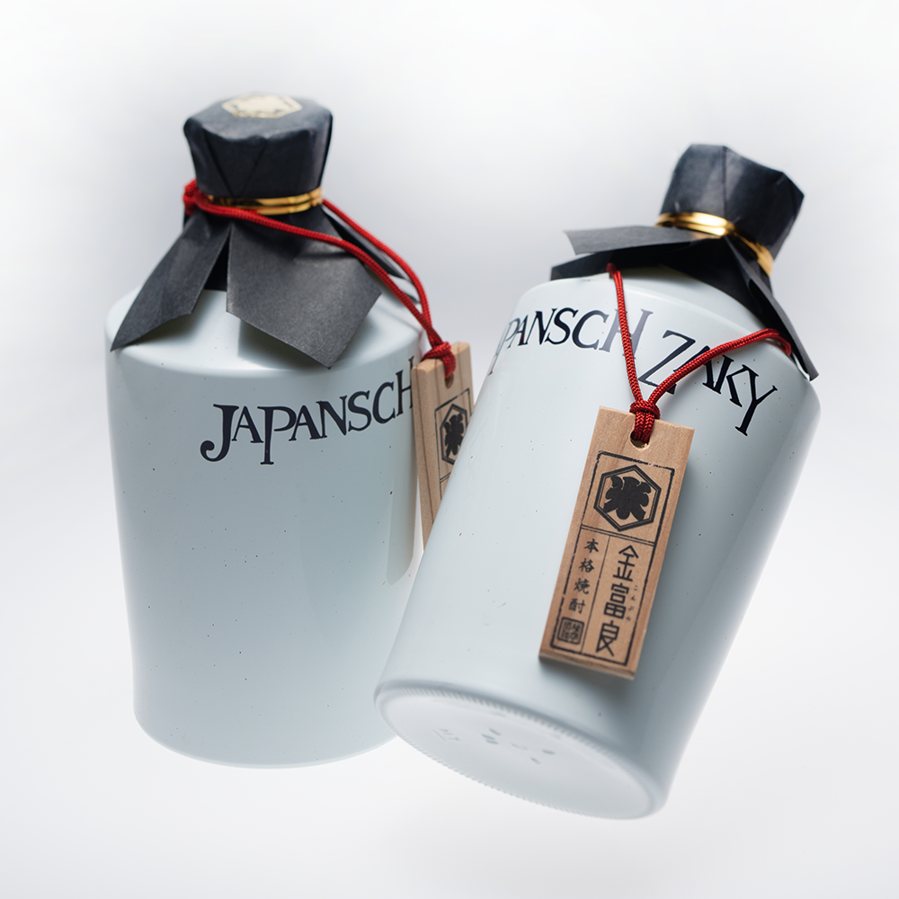 Open image in slideshow, KOMPURA rice shochu (720ml)