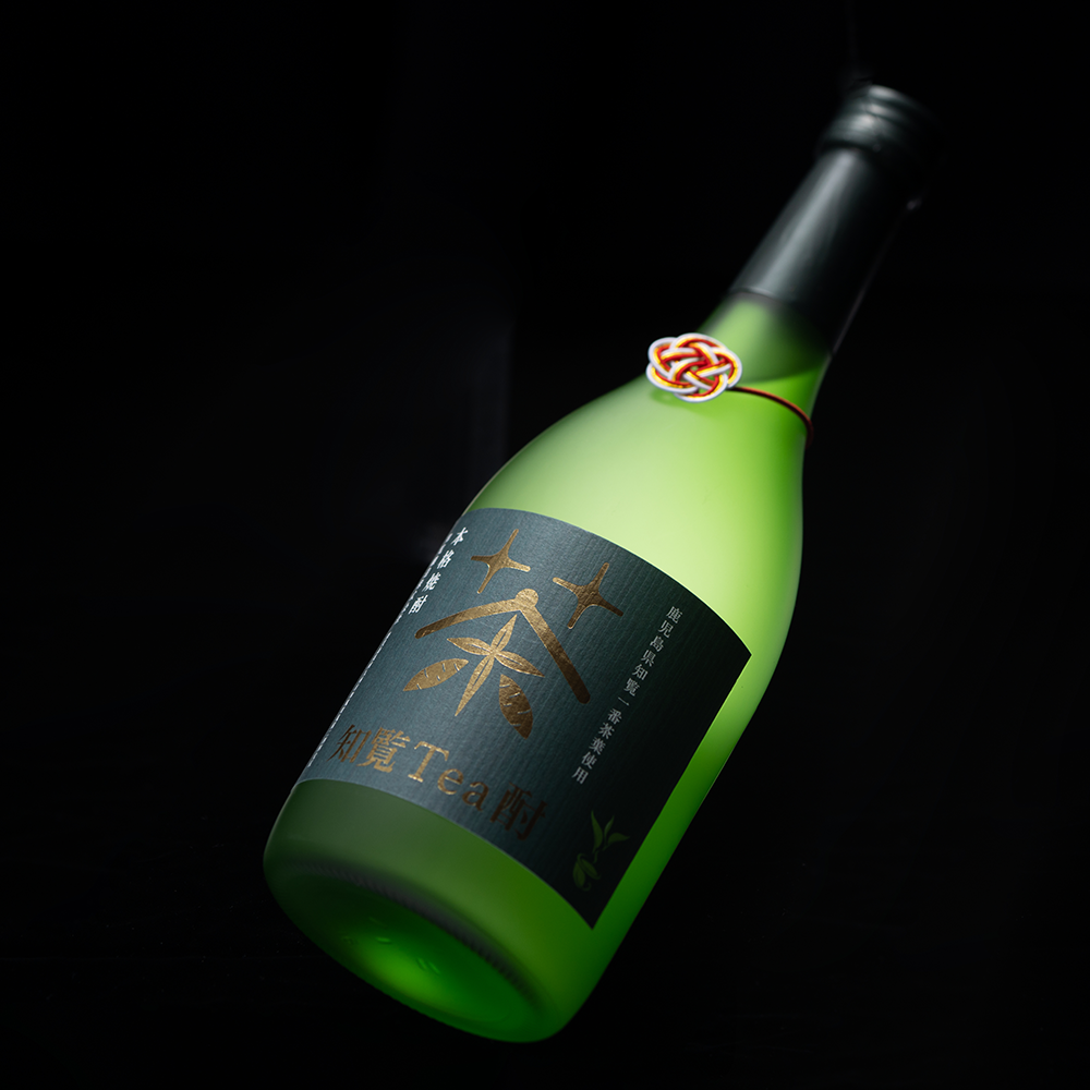 Open image in slideshow, Chiran tea chu sweet-potate shochu (720ml)